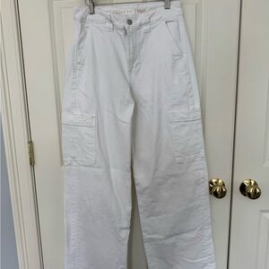 American Eagle Outfitters Women's Wide Leg White Cargo Jeans.